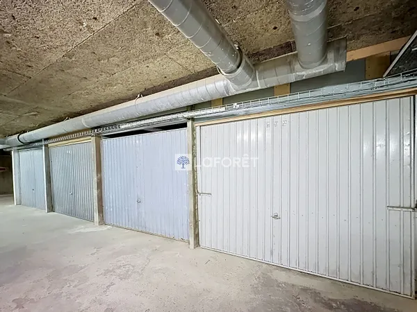 Parking 13 m²