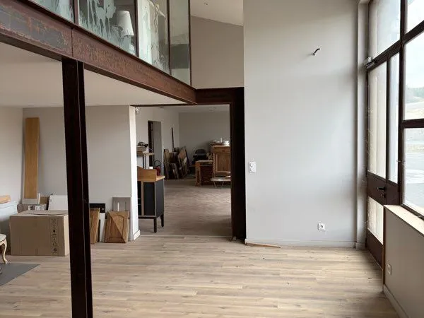 Local 340 m2 à vendre sur mélou