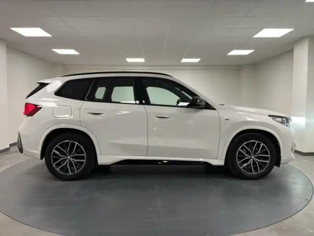 Bmw X1 sdrive18i 136ch m sport — photo 3