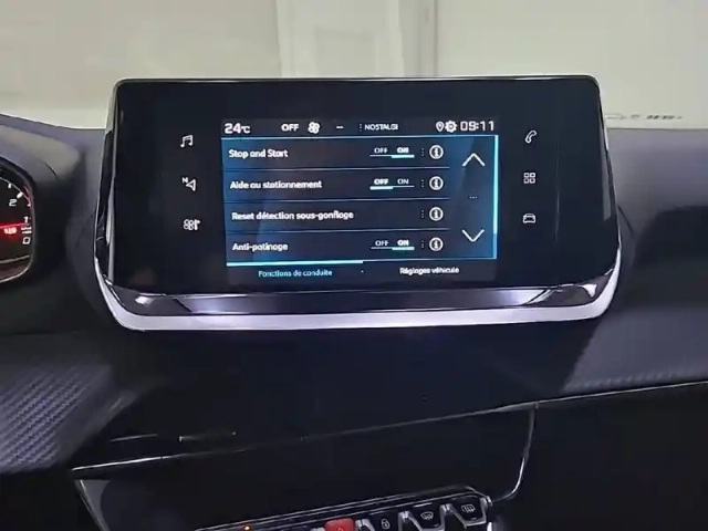 Peugeot 2008 puretech 130 s&amp;s eat8 — photo 42