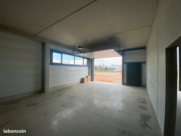 Location BOXS - Stockage et Stationnement de Camping-car / véhicules