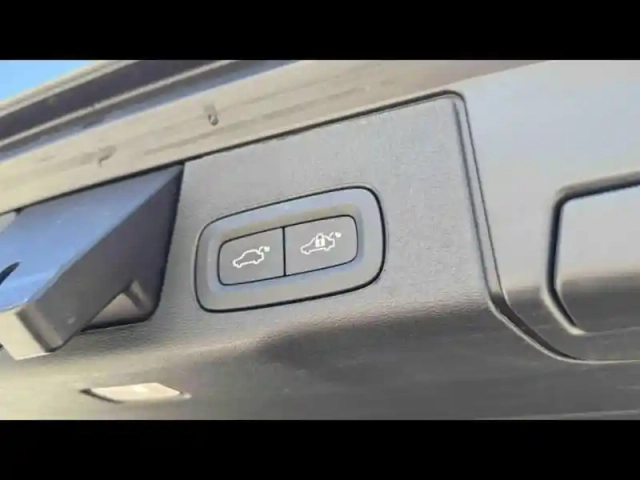 Volvo Xc60 t6 hybride rechargeable 253 + 145ch plus style dark geartronic 8 awd — photo 24