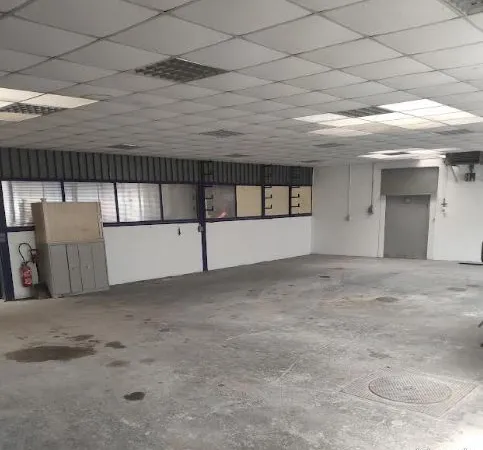Local d’activité et entrepôt Location Illzach 200m² 720€
