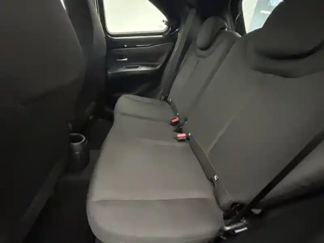Toyota Aygo 1.0 vvt-i 72 dynamic — photo 13