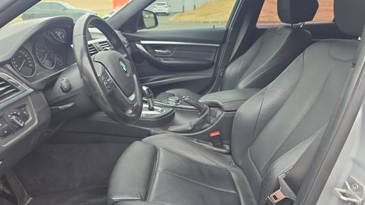 BMW Serie 3 330e 252 BVA8 - Luxury – 2016 – 152763 km – Hybride rechargeable – Boîte Automatique — photo 27