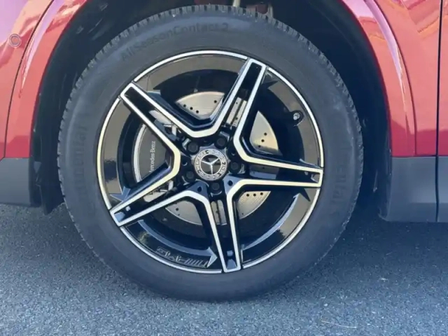 Mercedes Gla 200 d amg line — photo 6