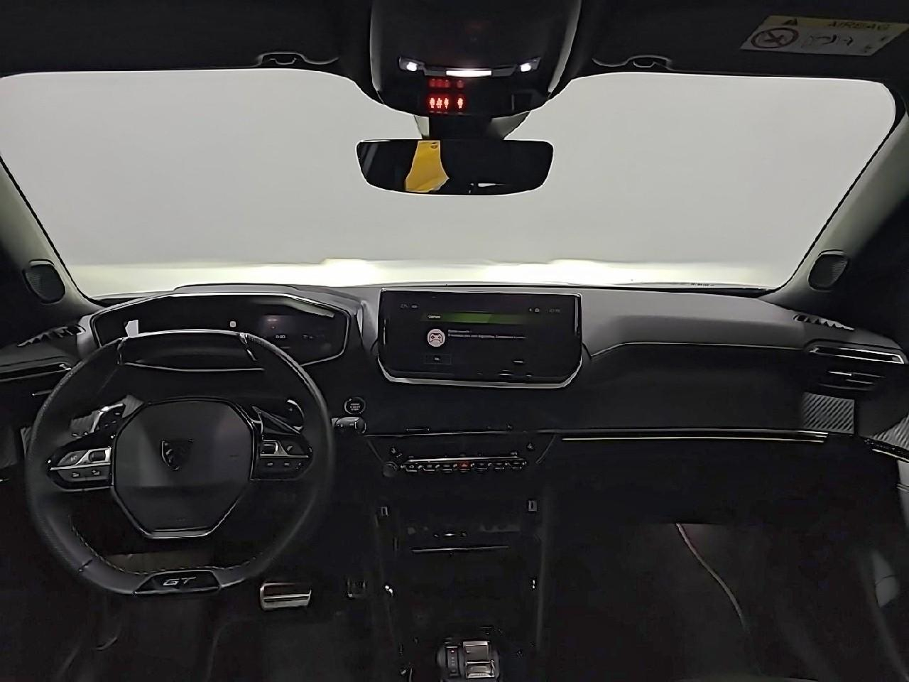 Peugeot 2008 puretech 130 s&s eat8 gt — photo 12