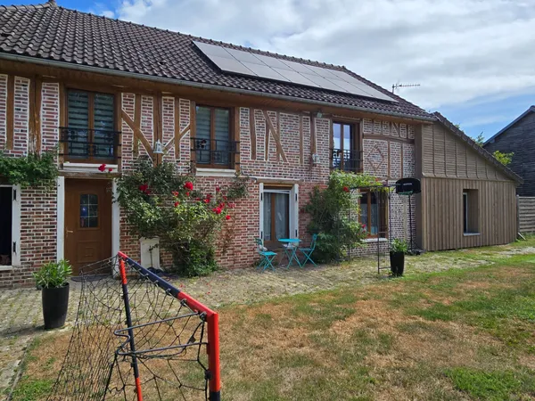 Maison 10 pièces 260 m²