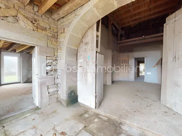 ? Ensemble immobilier a réhabiliter et restaurer 230 M2 Fort potentiel