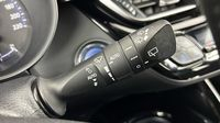 Toyota C-Hr 1.8 Hybride 122ch Design E-CVT — photo 27