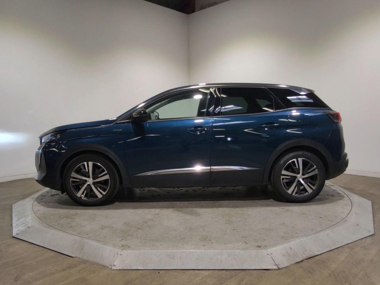 Peugeot 3008 hybrid 225 e-eat8 allure pack — photo 2