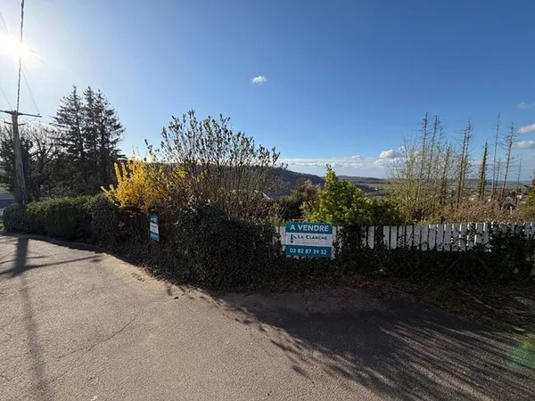 Terrain 359 m²