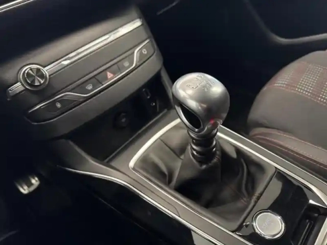Peugeot 308 sw 1.6 bluehdi 120ch gt line s&amp;s — photo 15