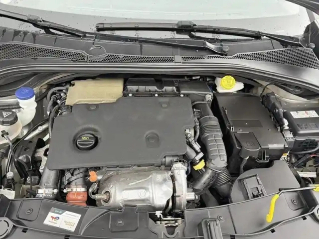 Citroën C3 bluehdi 100 ch bvm6 plus — photo 7