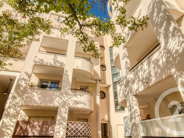 Appartement 4 pièces 74 m²