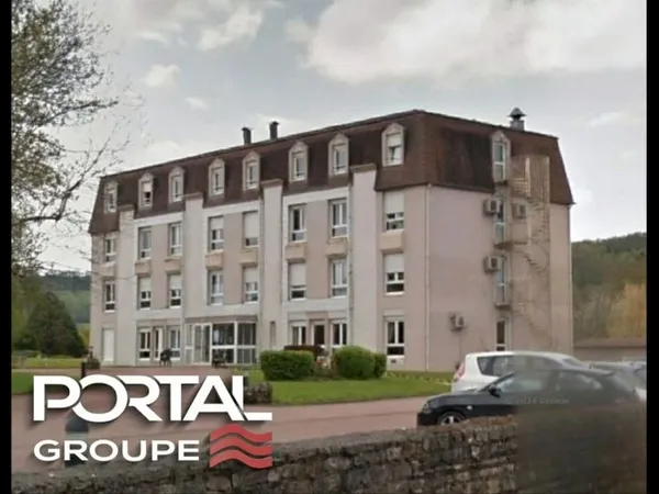 Bâtiment 1200 m2