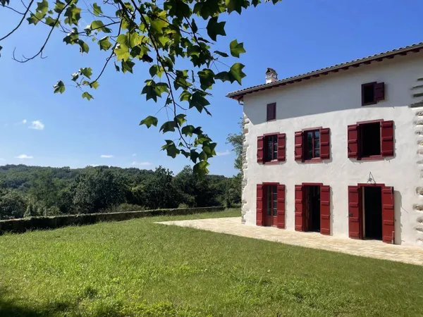 Ferme 7 pièces 250 m²