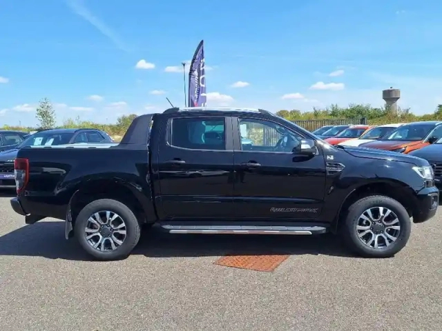 Ford Ranger 2.0 tdci 213ch double cabine wildtrak bva10 — photo 8