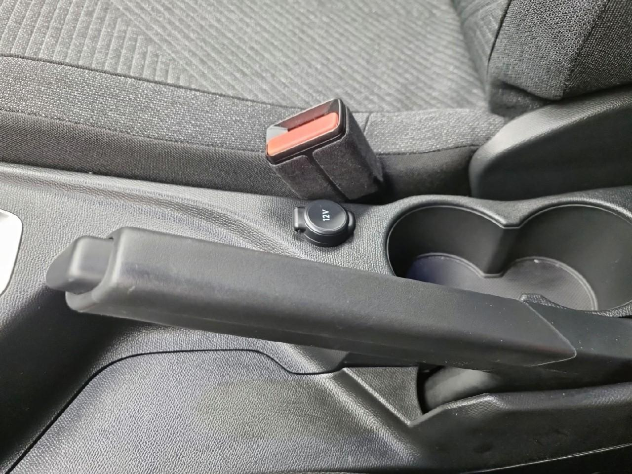 Peugeot 2008 100 s&s bvm6 business — photo 18