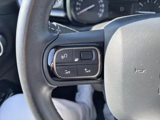 Citroën C3 1.2 puretech 110ch s&amp;s shine 120-123g — photo 15