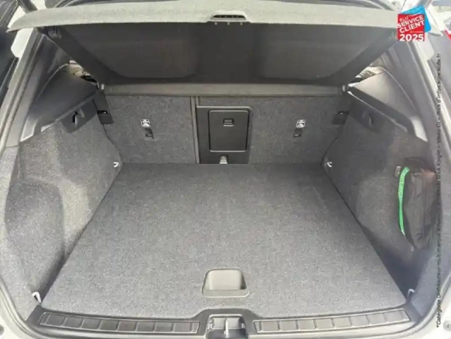 Volvo Xc40 t5 recharge 180 + 82ch r-design dct 7 camera carplay — photo 14