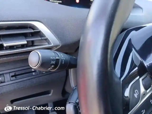 Peugeot 3008 puretech 130ch s&amp;s bvm6 allure — photo 7