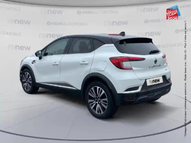 Renault Captur 1.6 e-tech hybride rechargeable 160ch initiale paris -21 — photo 8