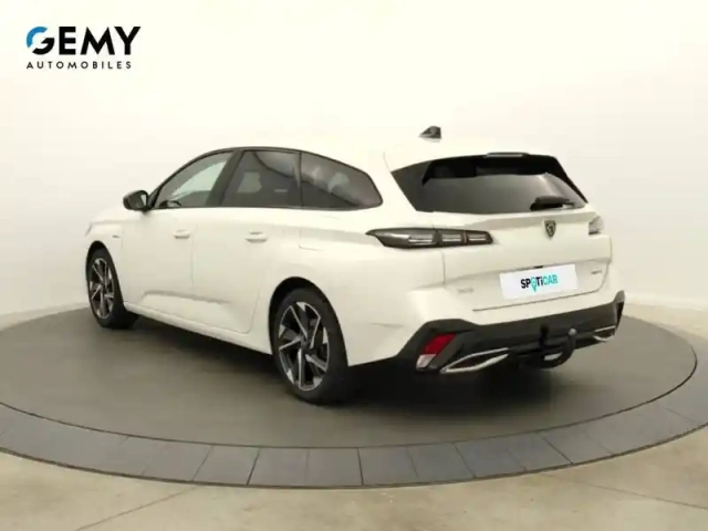 Peugeot 308 sw phev 180 e-eat8 — photo 32