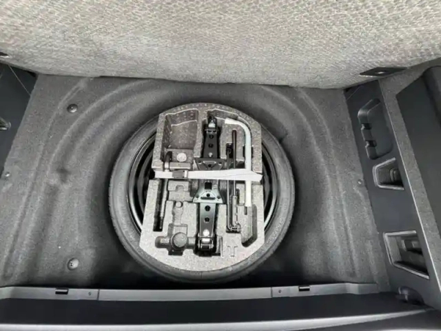 Volkswagen Passat 2.0 tdi evo scr 150 dsg7 — photo 36