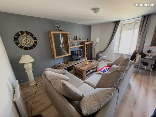 Appartement F2 récemment rénové, proche gare SNCF