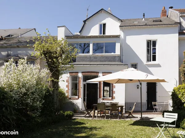 Maison 7 pièces 195 m²
