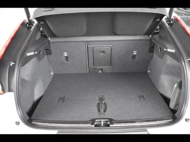 Volvo C40 recharge 231ch plus — photo 10