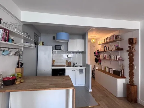 T2 46,70 m2 rénové, balcon, cave - Courbevoie centre