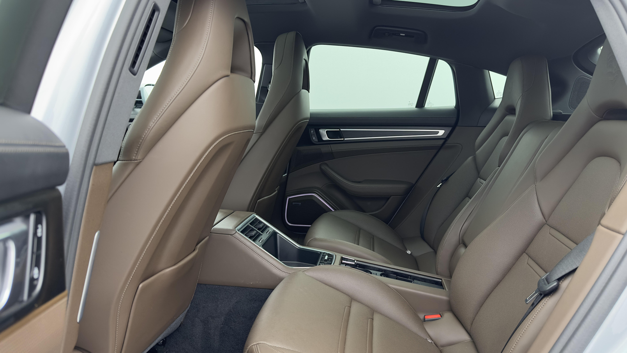 Porsche Panamera 4 V6 2.9L 462 Hybrid — photo 30