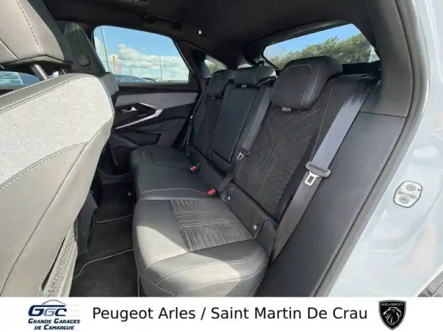 Peugeot 3008 electrique 325 ch 4x4 73 kwh — photo 10