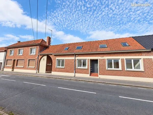 Maison 7 pièces 272 m²