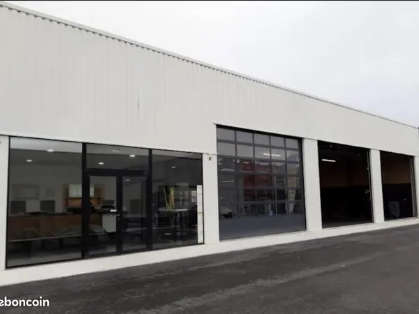 Local d'activité 480 m²