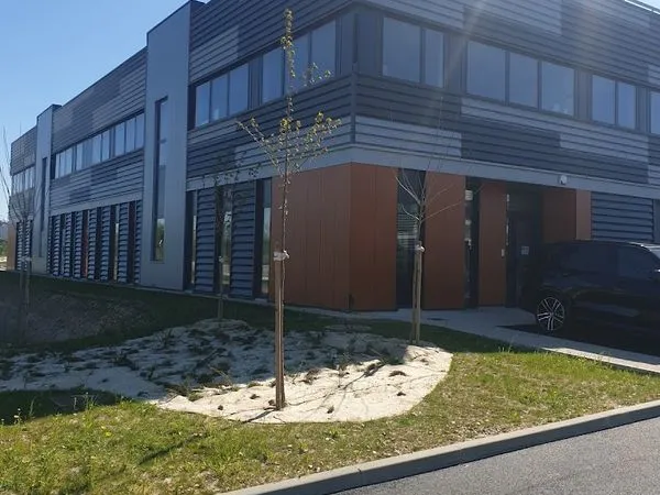 Bureau de 120 m² - Buchelay