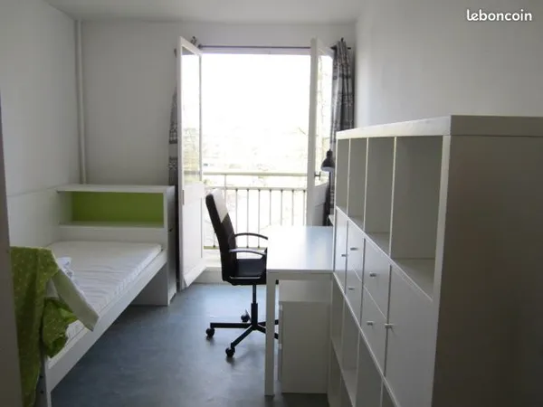 Chambre meublée à louer pour étudiant