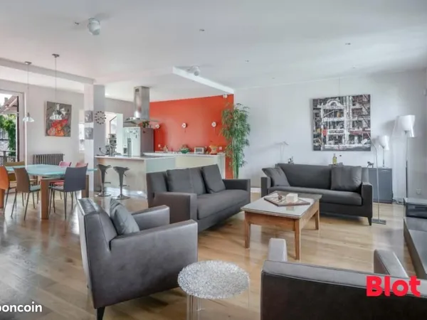 Maison 6 pièces 185 m²