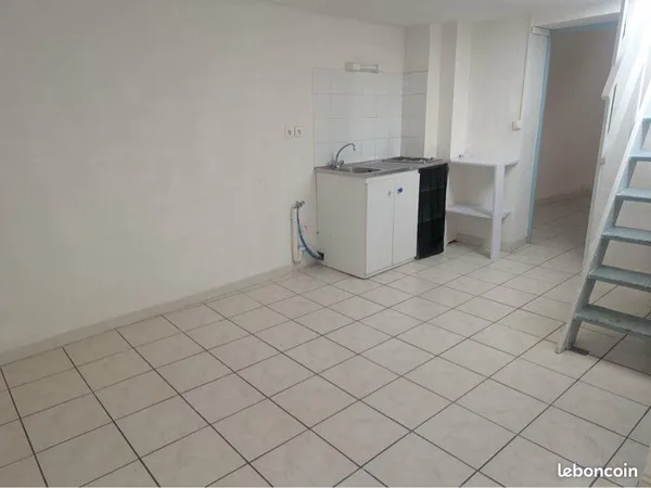 Appartement avec terrasse tropezinne