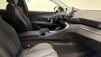 Peugeot 3008 HYBRID 225ch Allure Pack e-EAT8 — photo 15