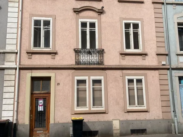 Immeuble 1 pièce 200 m²