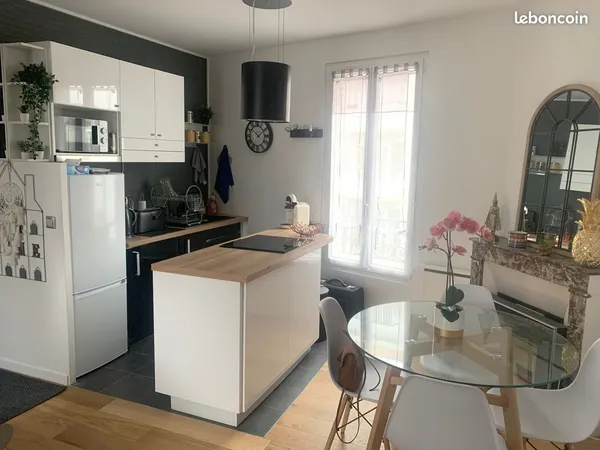 Location appartement 2 pièces meublé à Suresnes - Tram Belvédère