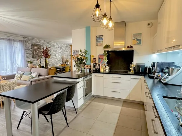 LE PLESSIS-TREVISE - APPARTEMENT - T5 VAL ROGER normes PMR