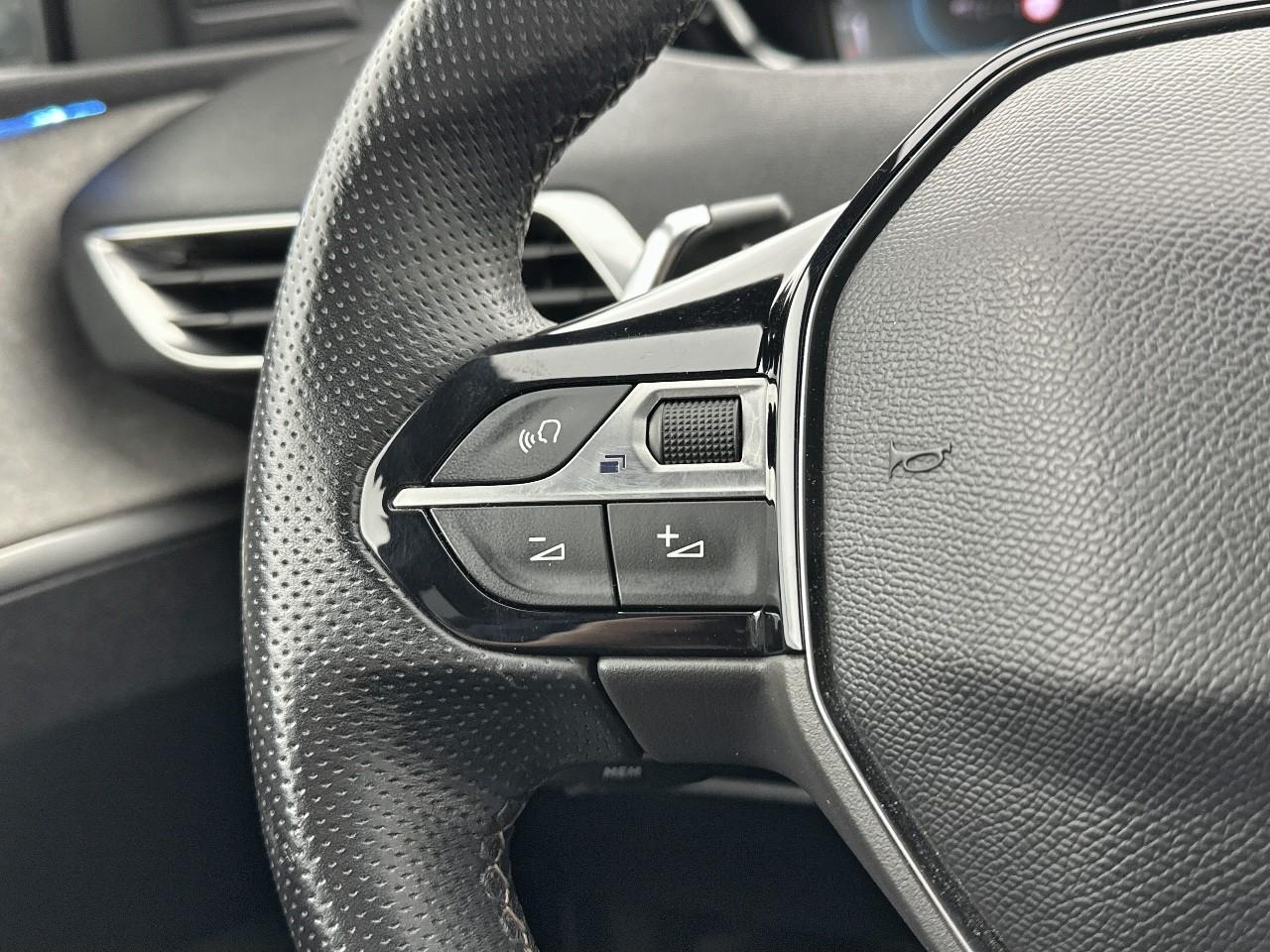 Peugeot 3008 hybrid 225 e-eat8 gt — photo 19