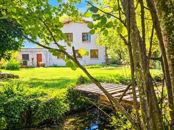Maison 5 pièces 140 m²