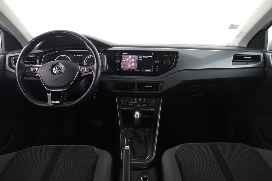 Volkswagen Polo 1.0 TSI R-Line DSG7 — photo 11