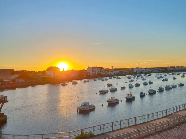 Appartement d'exception à Saint-Gilles-Croix-de-Vie Vue port, dernier étage et cadre de vie unique