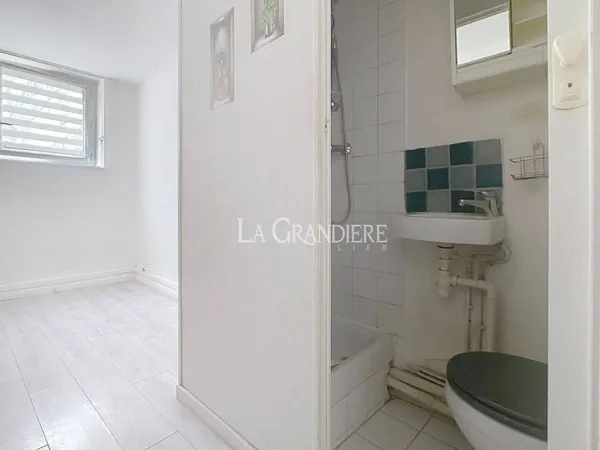 Studio 1 pièce 10 m²
